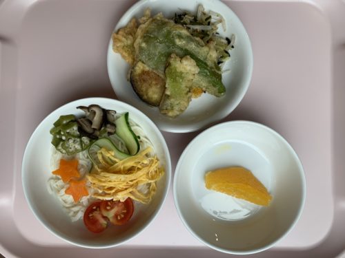 今日の給食