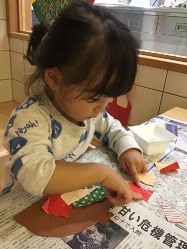 ぬりぬり！ぺたぺた！