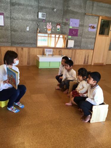 楽しい絵本の時間