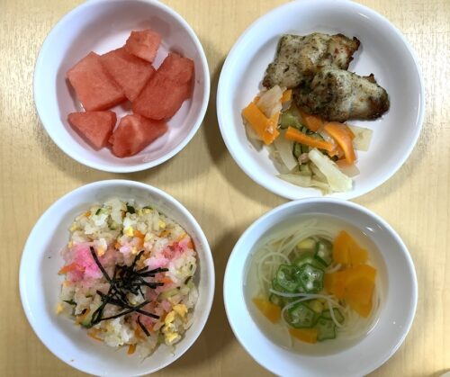 今日の給食
